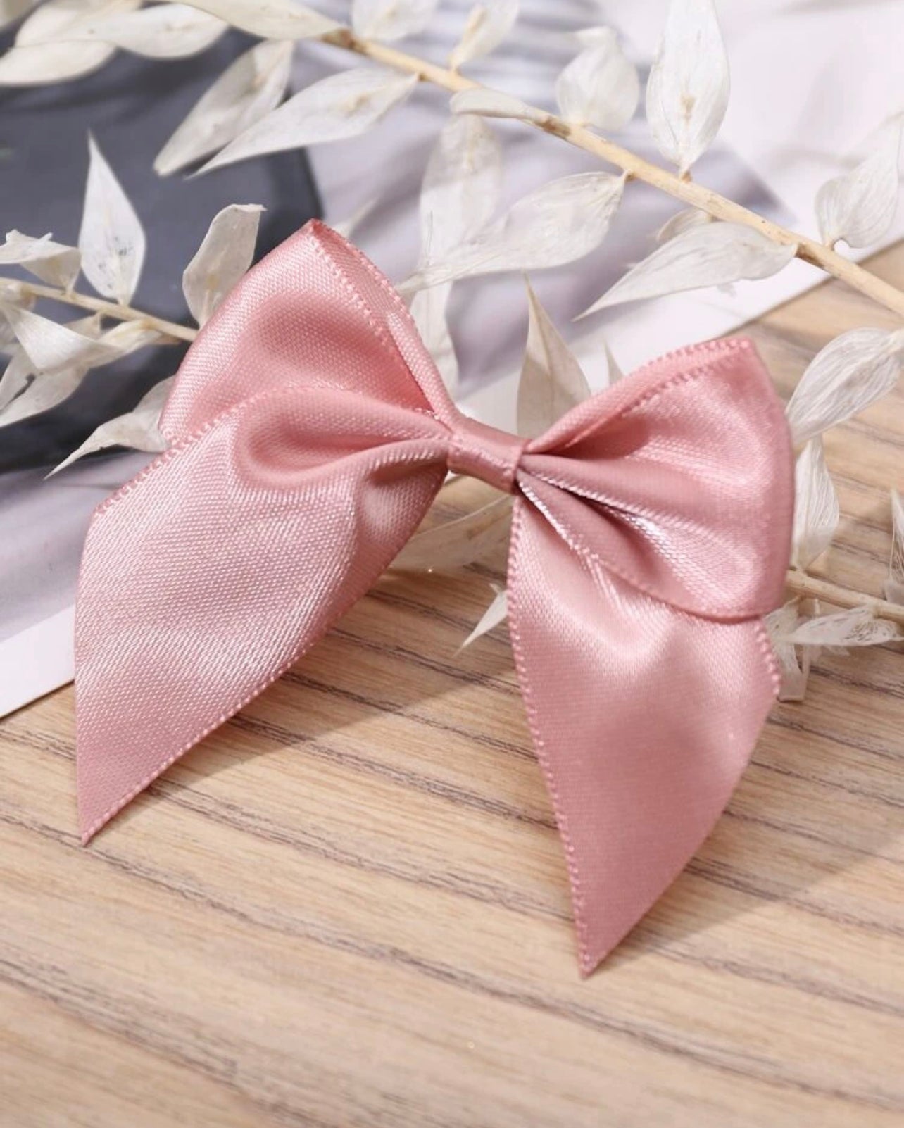 Silk Pre-made Bow 5pcs